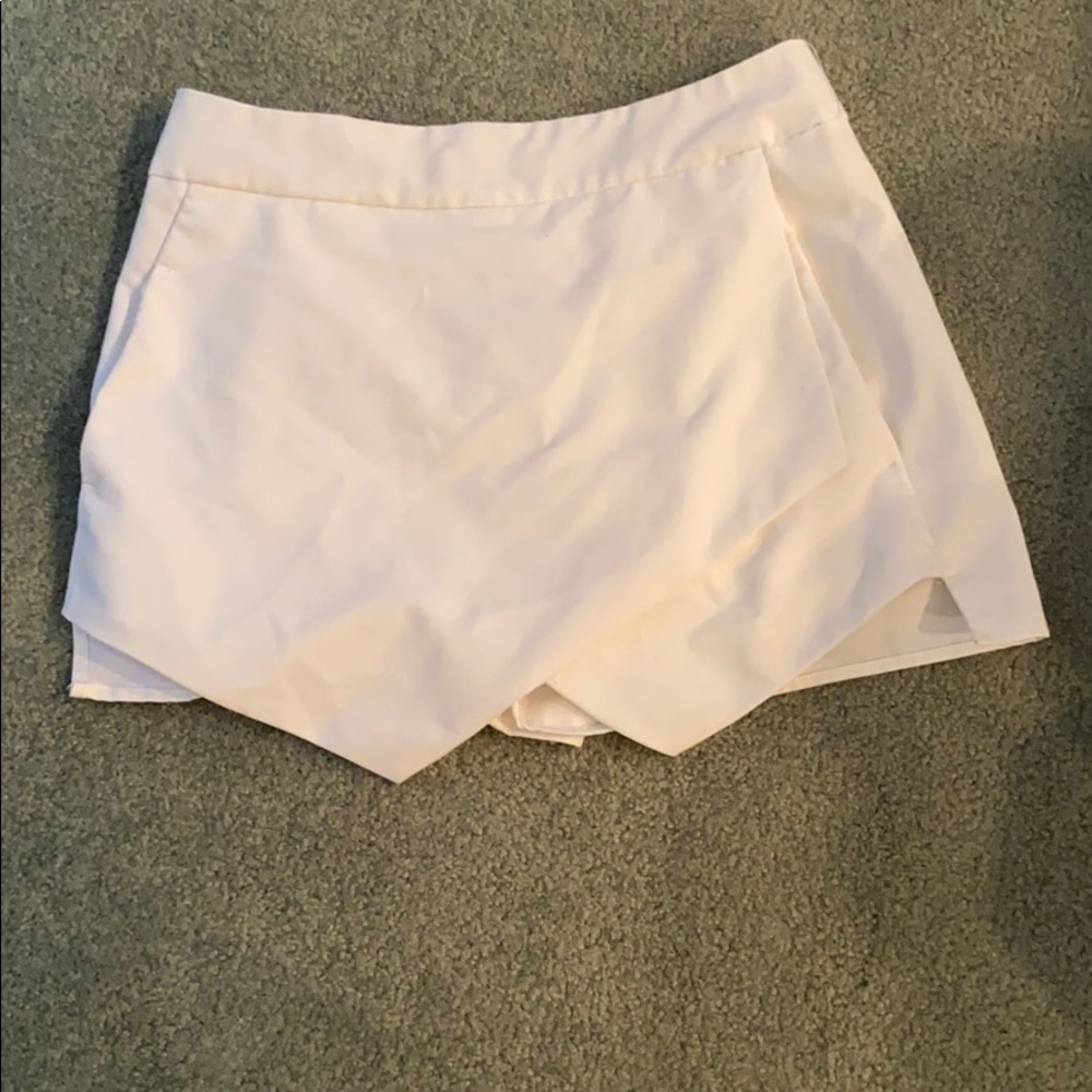 AQUA WHITE SKORT